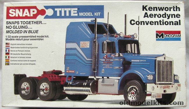 Monogram 1/32 Kenworth W-900 Aerodyne Conventional Tandem Axle Diesel Tractor / Semi Truck, 1205 plastic model kit